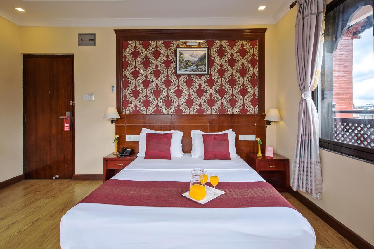 Hotel Pokhara Goodwill Extérieur photo