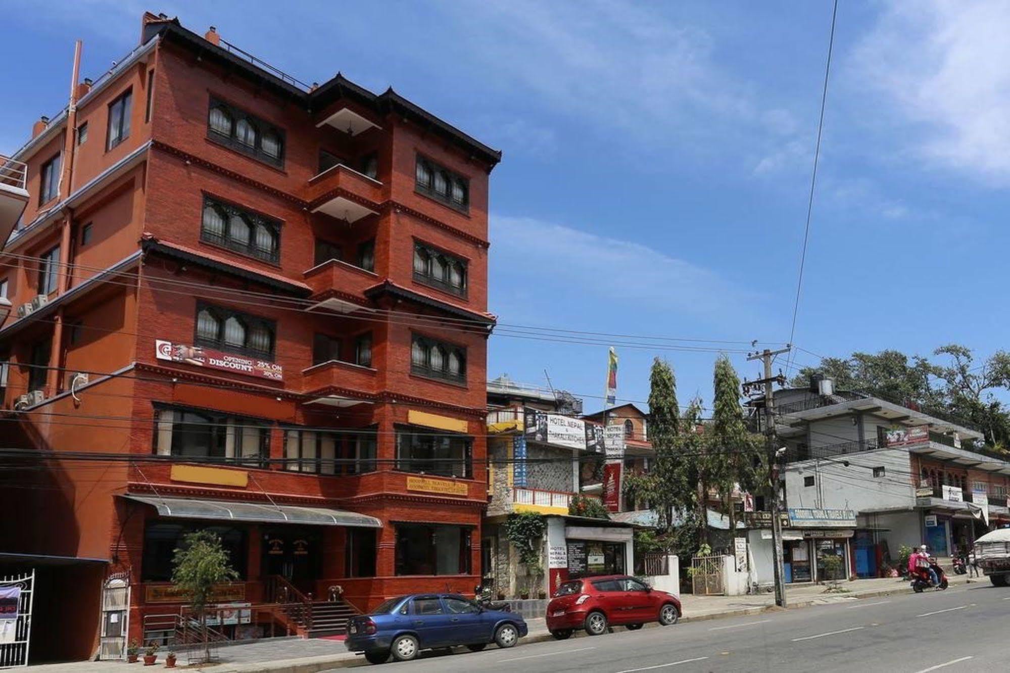 Hotel Pokhara Goodwill Extérieur photo