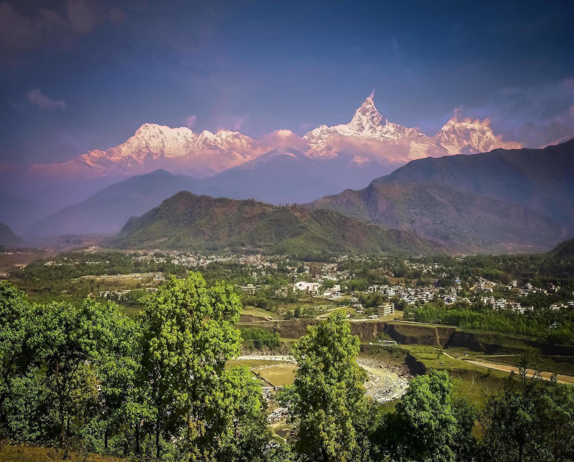 Hotel Pokhara Goodwill Extérieur photo