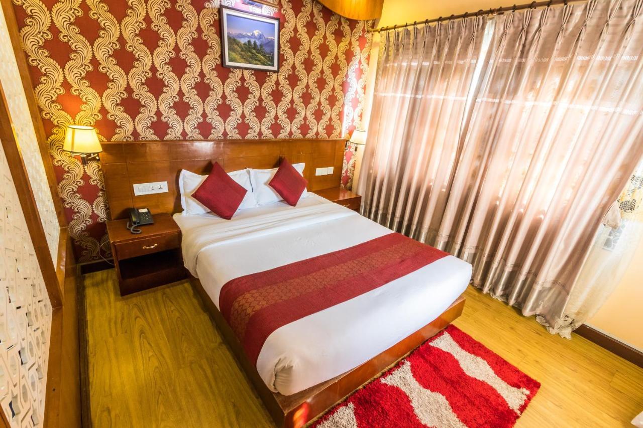 Hotel Pokhara Goodwill Extérieur photo